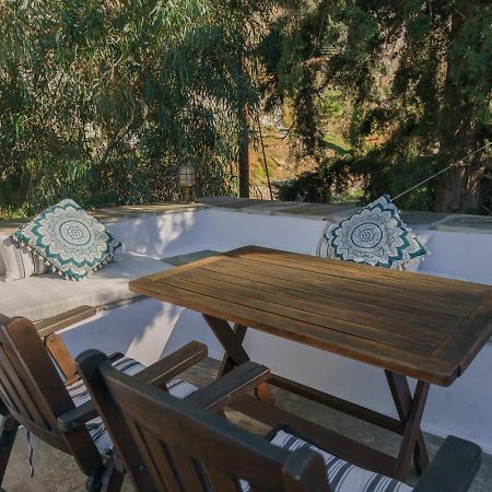 Nereids Guesthouse Hydra  Luaran gambar