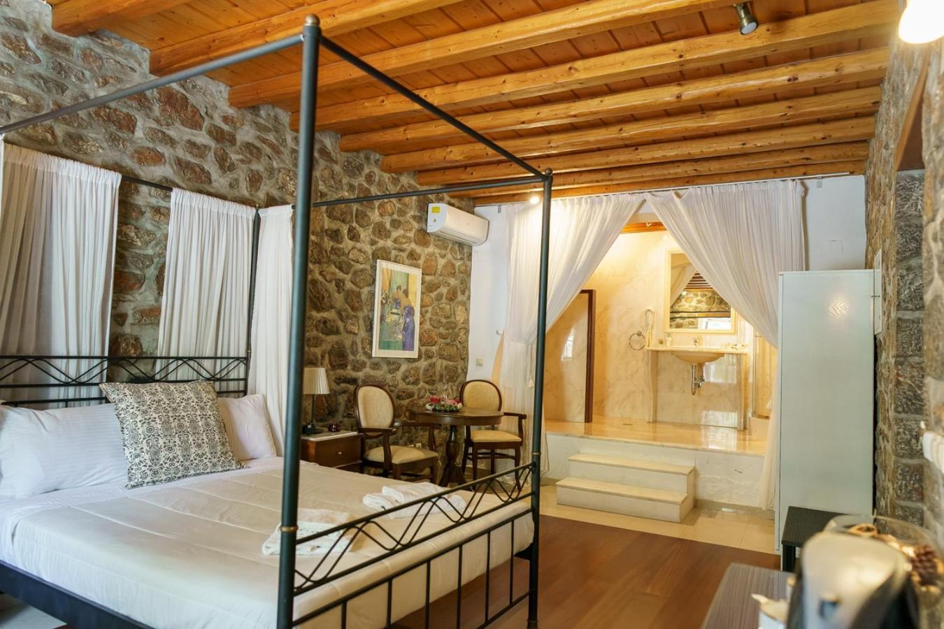 Nereids Guesthouse Hydra  Luaran gambar