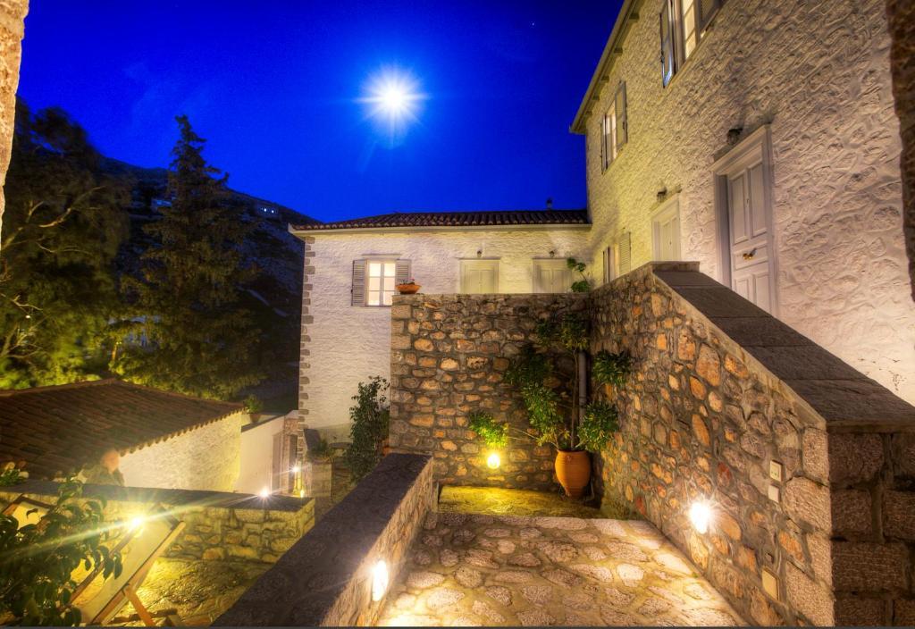 Nereids Guesthouse Hydra  Luaran gambar
