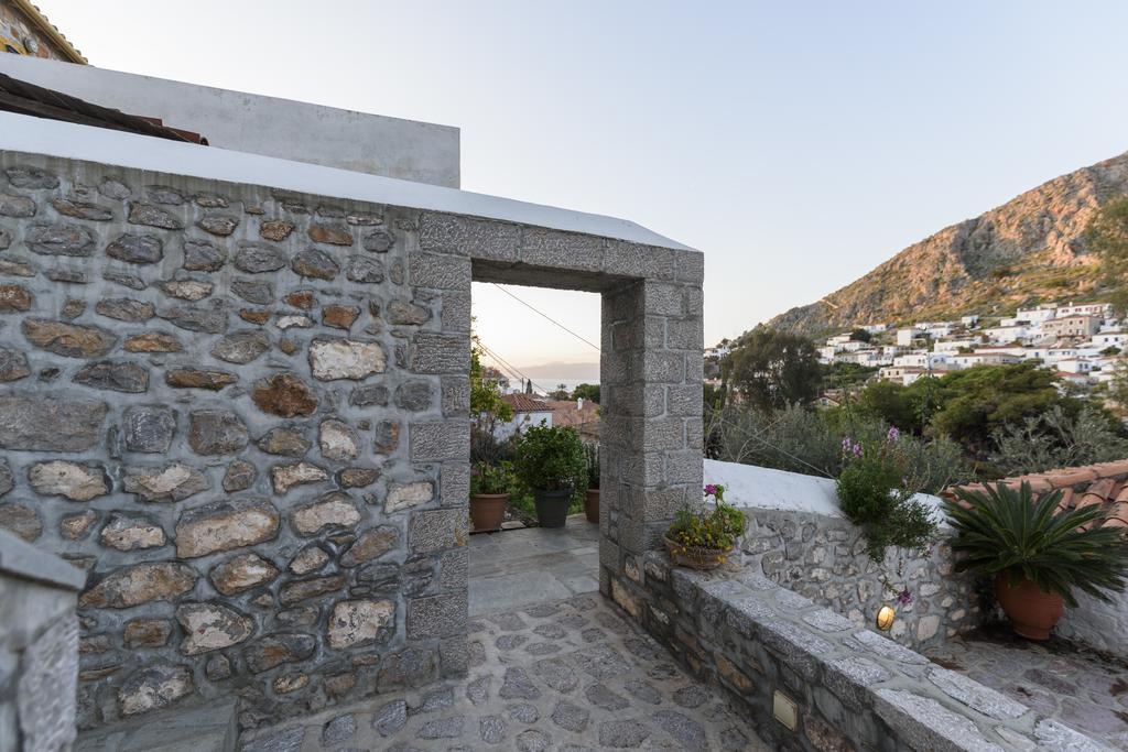 Nereids Guesthouse Hydra  Luaran gambar